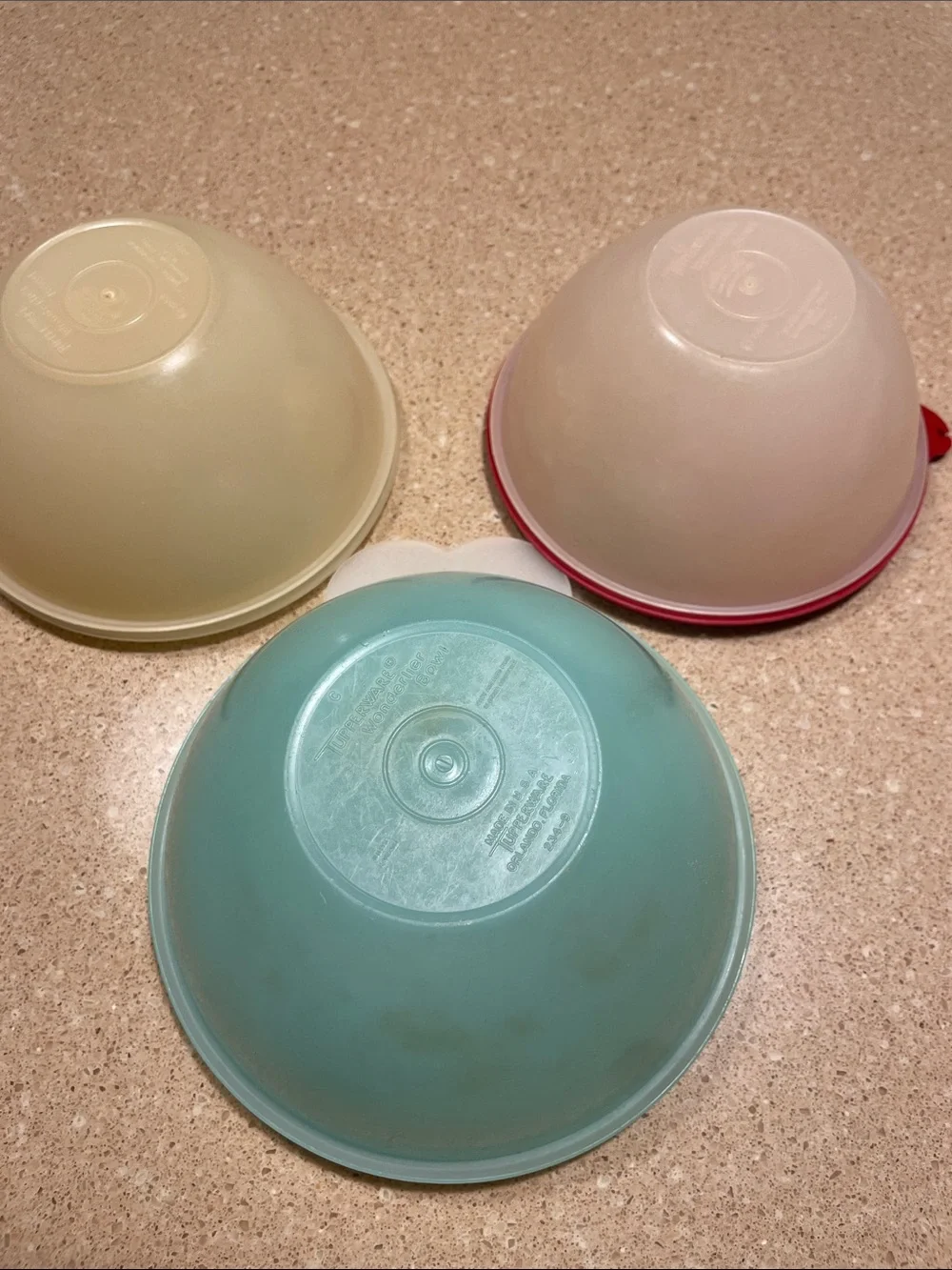 Vintage Tupperware Stackable Food Storage Bowls;Beige, Red, and Light Blue Lids